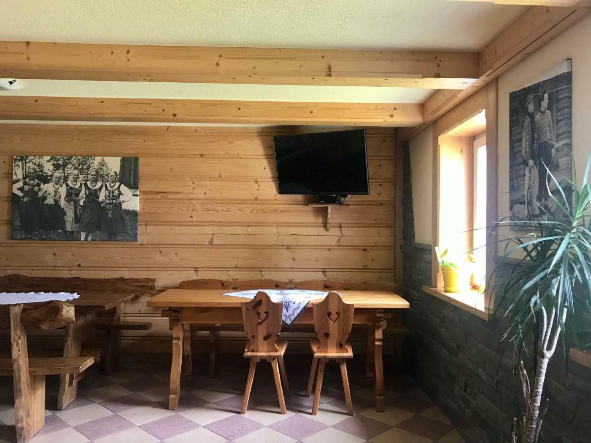 Pokoje Goscinne U Jaska Zab Luaran gambar